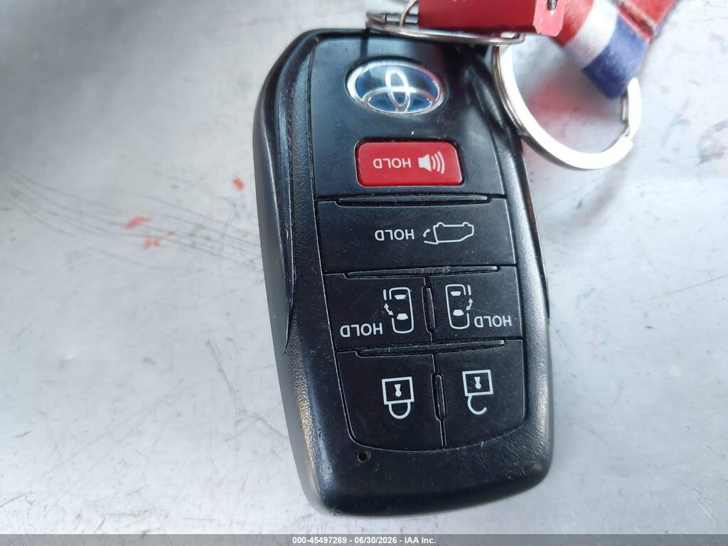5TDYRKEC6NS103161 2022 TOYOTA SIENNA photo no. 11