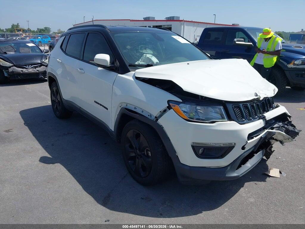 3C4NJDBB7JT394318 2018 JEEP COMPASS photo no. 1