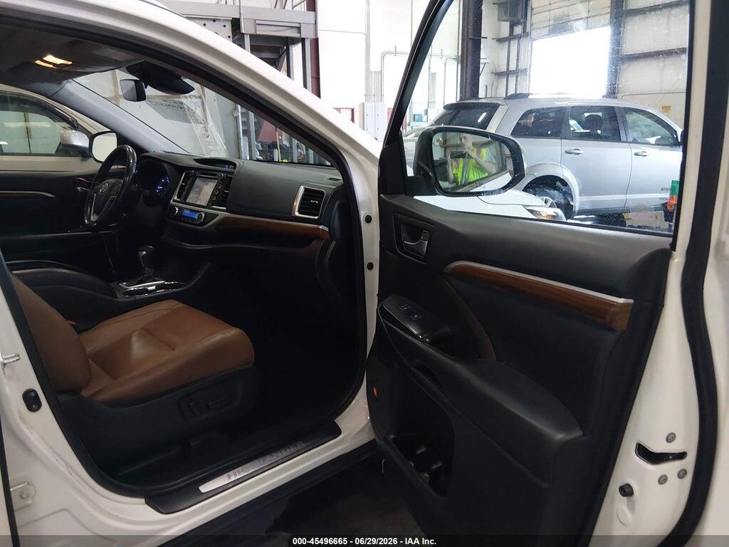 5TDDGRFH0JS045937 2018 TOYOTA HIGHLANDER HYBRID photo no. 5