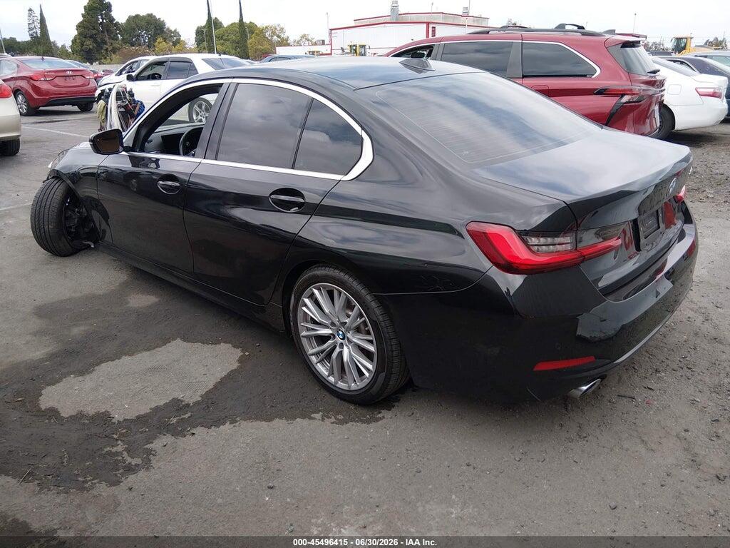 3MW69FF03R8D86486 2024 BMW 330I photo no. 3