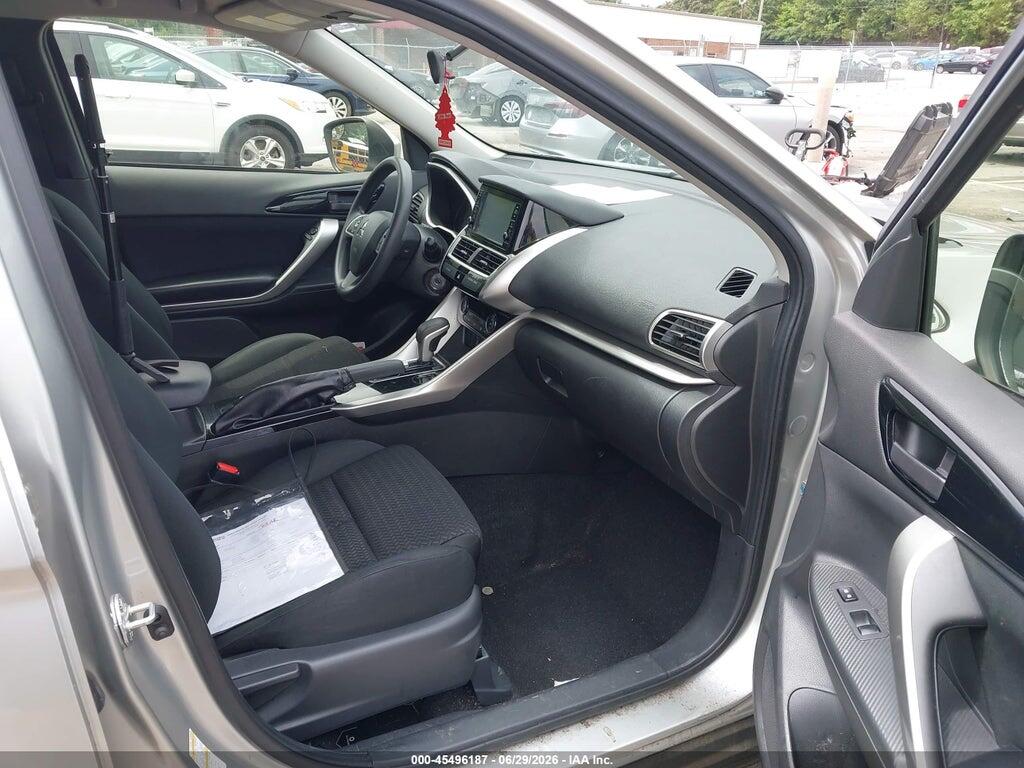 JA4AS3AA9LZ010723 2020 MITSUBISHI ECLIPSE CROSS photo no. 5