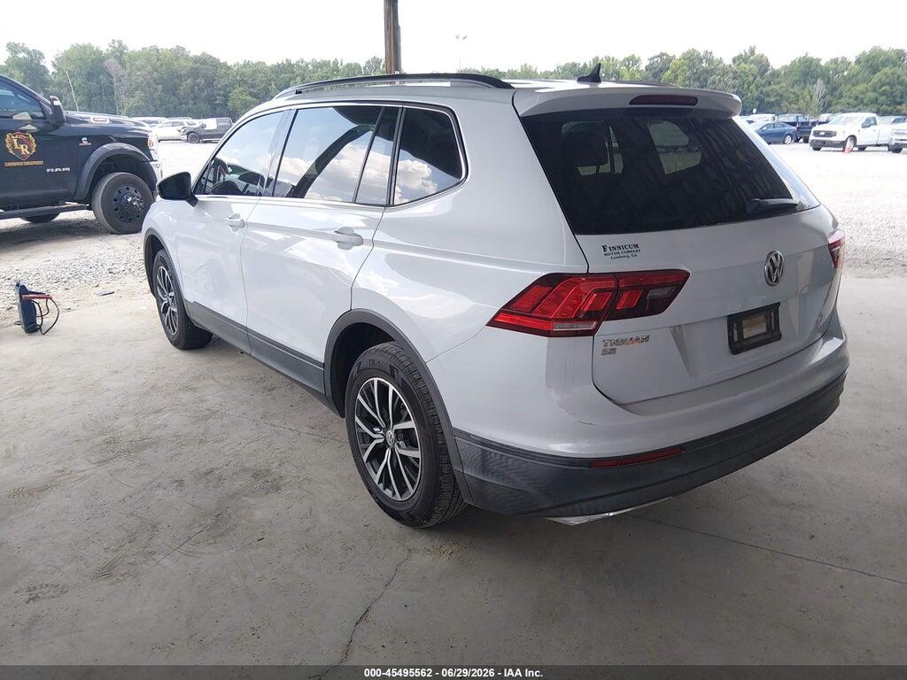 3VV3B7AX5KM071742 2019 VOLKSWAGEN TIGUAN photo no. 3
