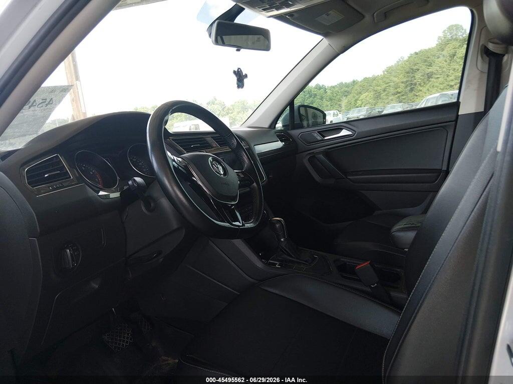 3VV3B7AX5KM071742 2019 VOLKSWAGEN TIGUAN photo no. 5