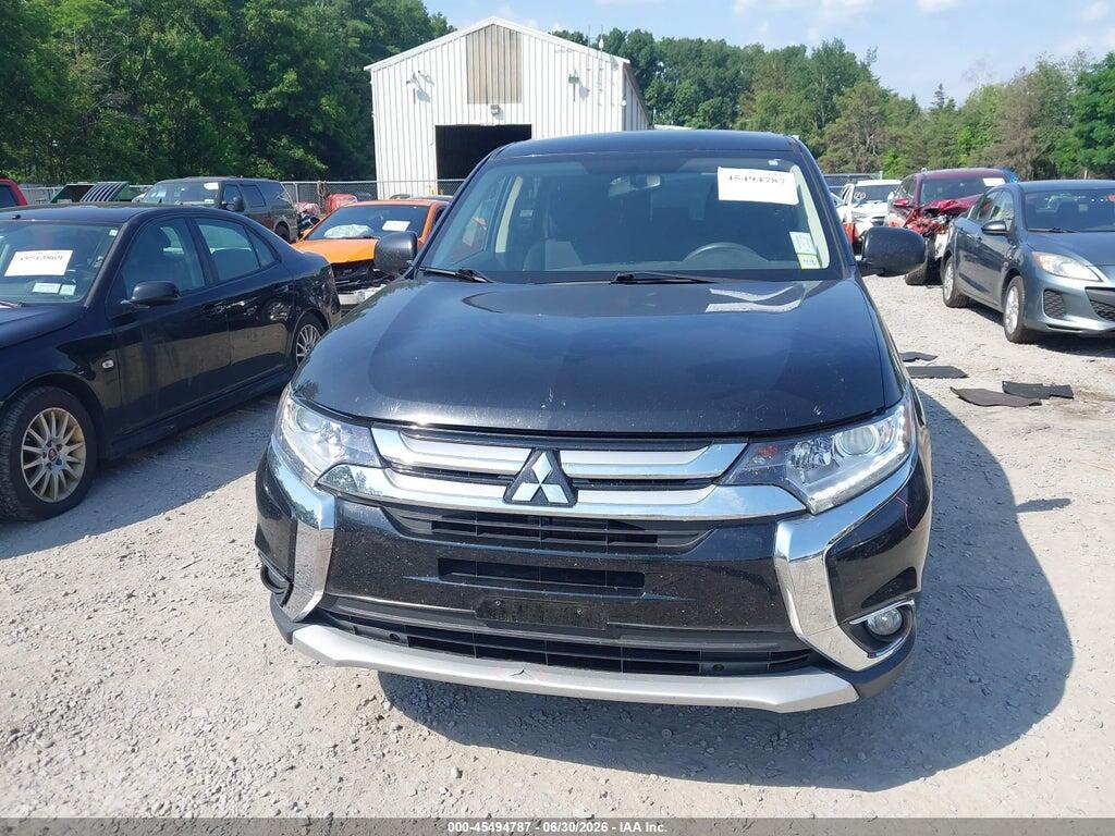 JA4AZ3A37JJ006310 2018 MITSUBISHI OUTLANDER photo no. 12
