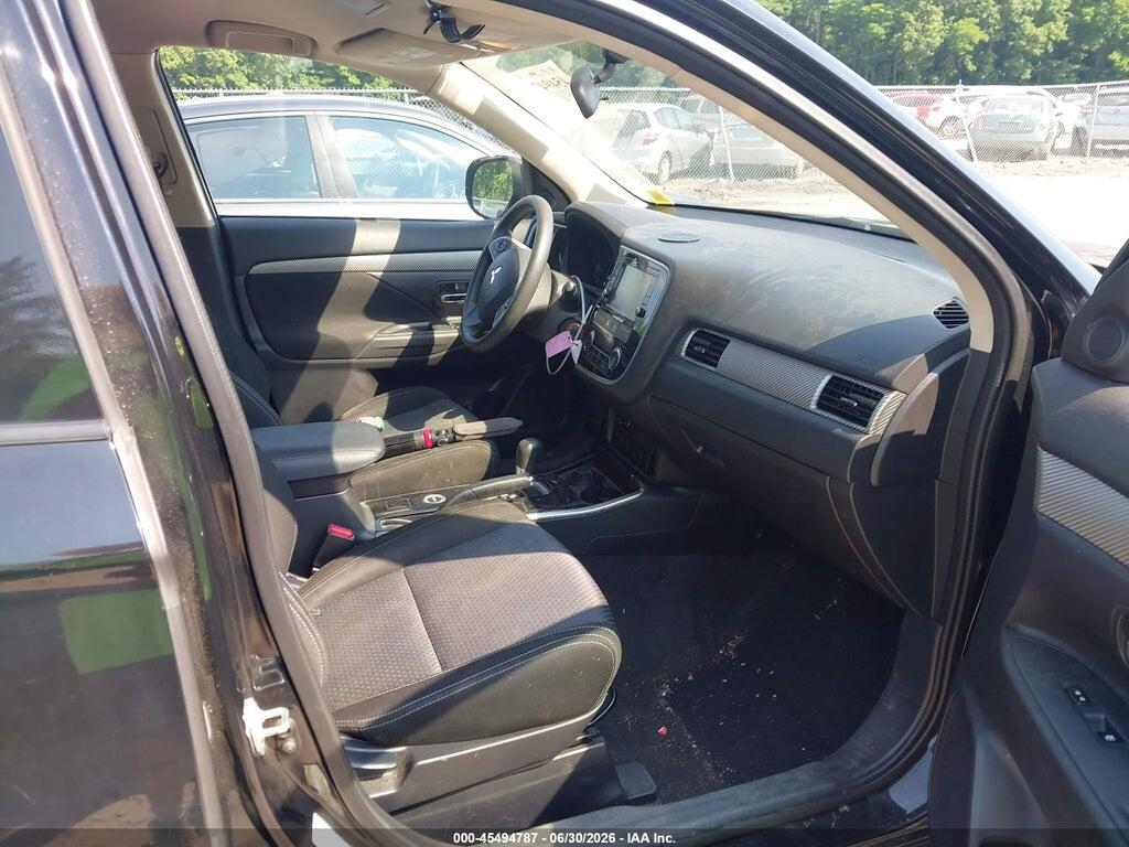 JA4AZ3A37JJ006310 2018 MITSUBISHI OUTLANDER photo no. 5