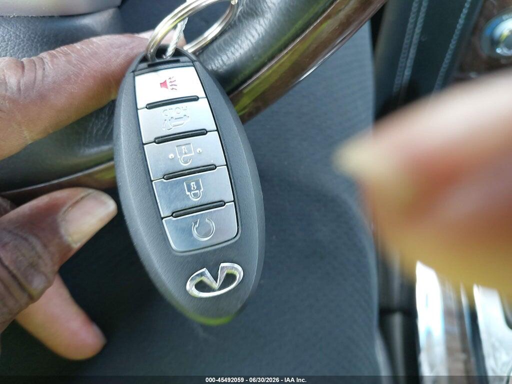 JN8AZ2NE2H9153095 2017 INFINITI QX80 photo no. 11