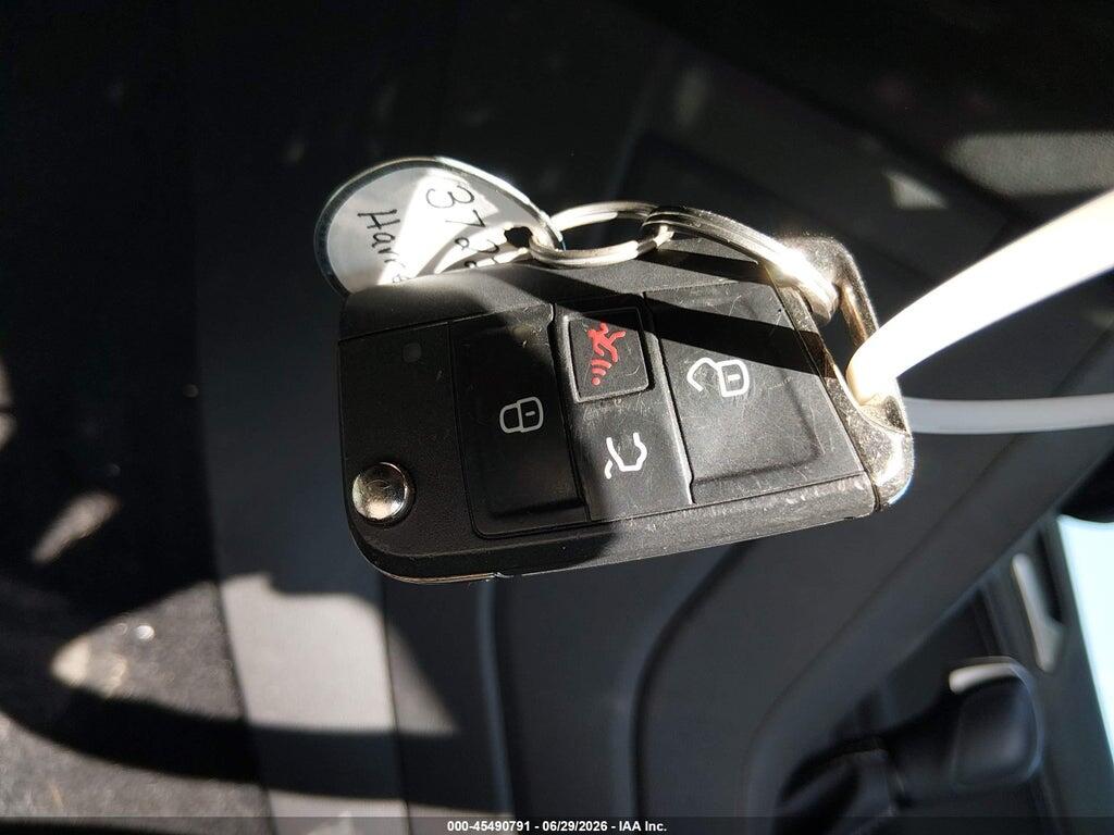 3VV2B7AX6MM067424 2021 VOLKSWAGEN TIGUAN photo no. 11