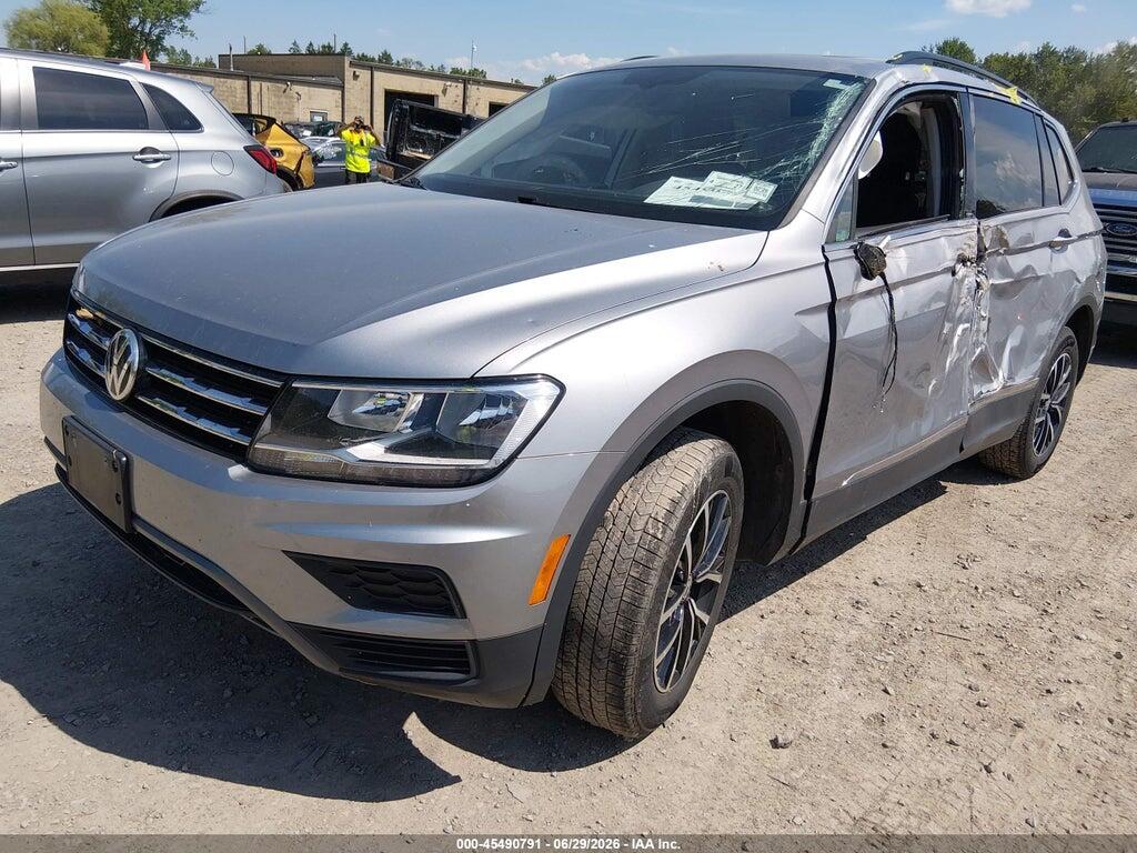3VV2B7AX6MM067424 2021 VOLKSWAGEN TIGUAN photo no. 2