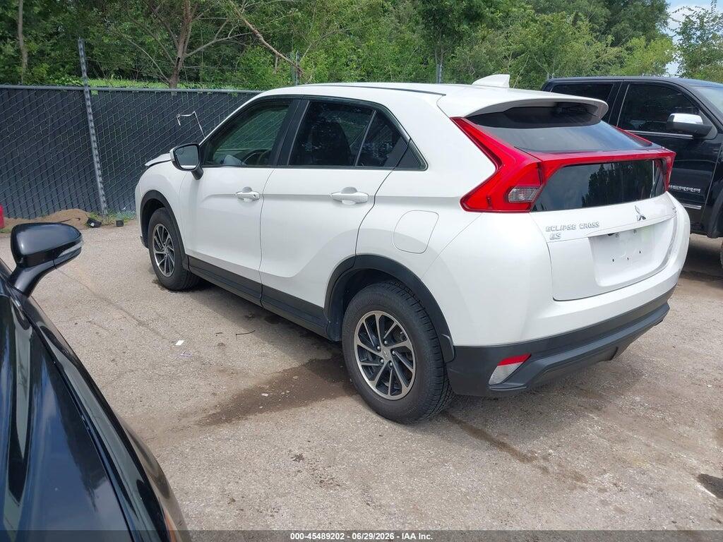 JA4AS3AA1LZ032795 2020 MITSUBISHI ECLIPSE CROSS photo no. 3