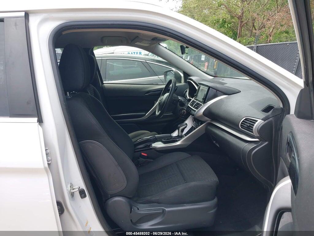 JA4AS3AA1LZ032795 2020 MITSUBISHI ECLIPSE CROSS photo no. 5