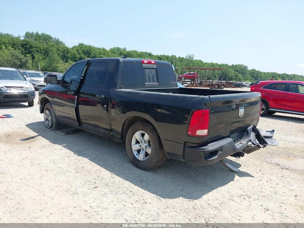 1C6RR7LG6PS575305 2023 RAM 1500 CLASSIC photo no. 3