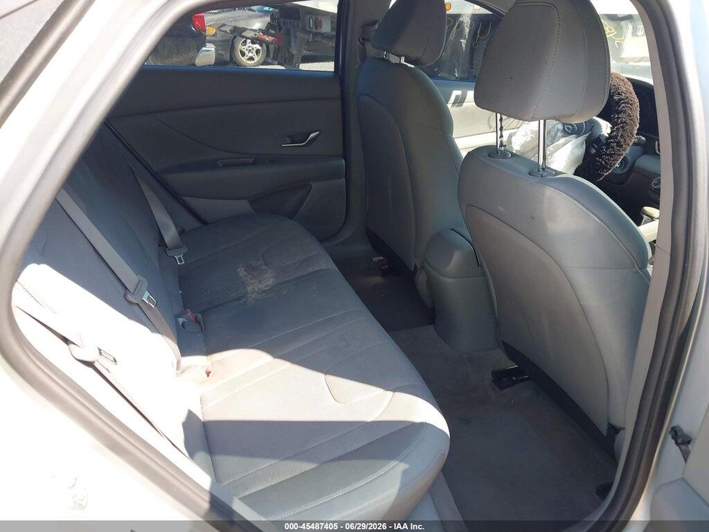 5NPLL4AG8MH045493 2021 HYUNDAI ELANTRA photo no. 8