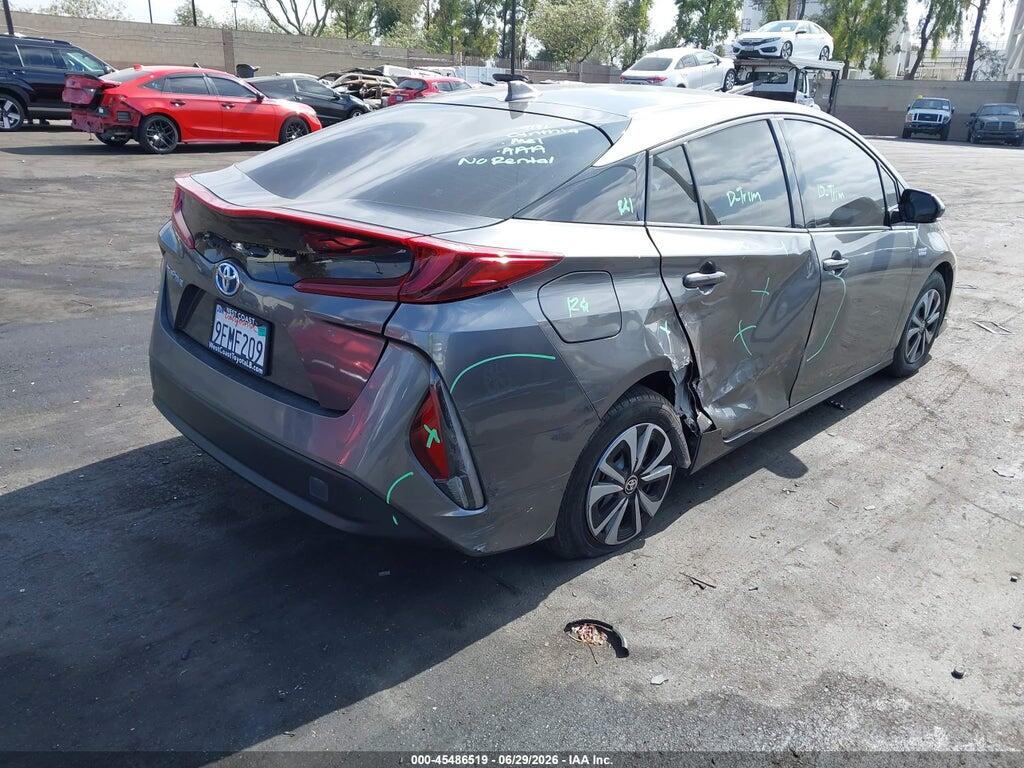 JTDKARFPXJ3081197 2018 TOYOTA PRIUS PRIME photo no. 4