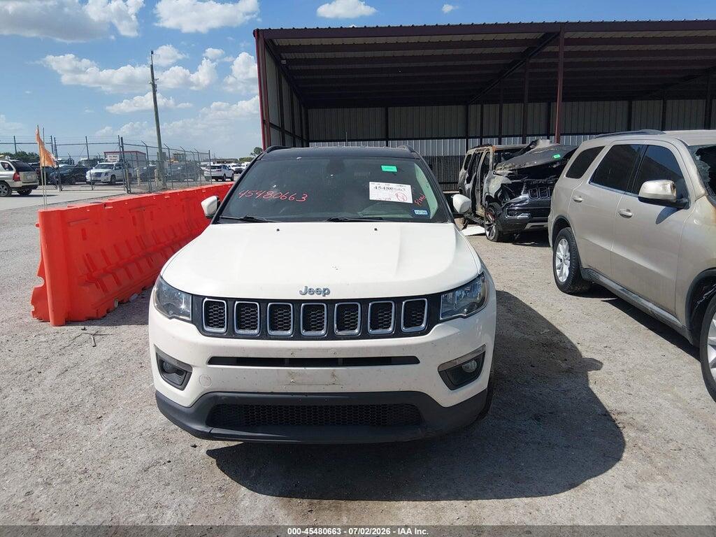 3C4NJCBB2JT256972 2018 JEEP COMPASS photo no. 11