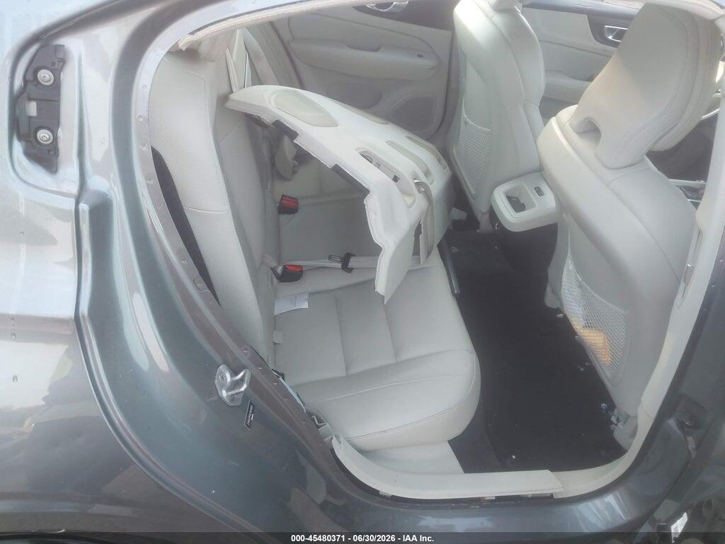 7JRA22TK6LG031659 2020 VOLVO S60 photo no. 8