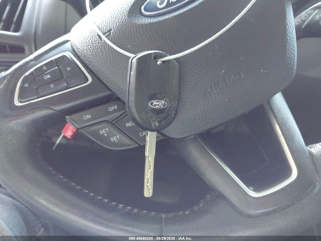 1FADP3K23GL321817 2016 FORD FOCUS photo no. 11