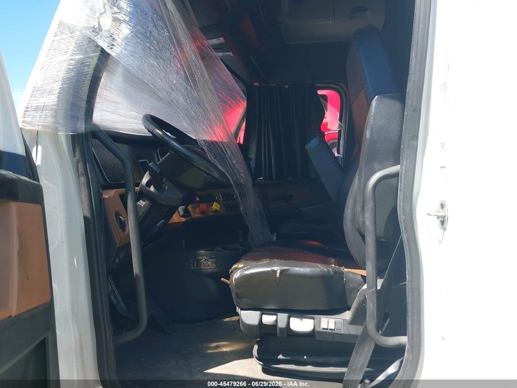 3AKJHHDR4PSNX9987 2023 FREIGHTLINER NEW CASCADIA 126 photo no. 5