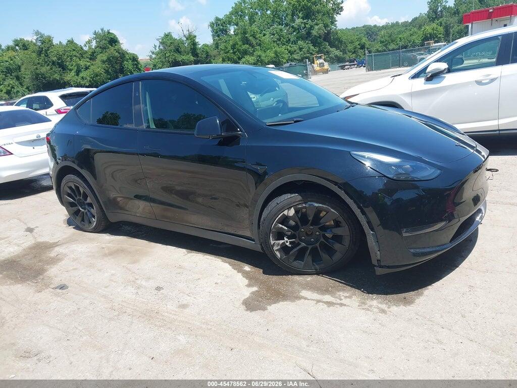 7SAYGDEE0RA214902 2024 TESLA MODEL Y photo no. 1