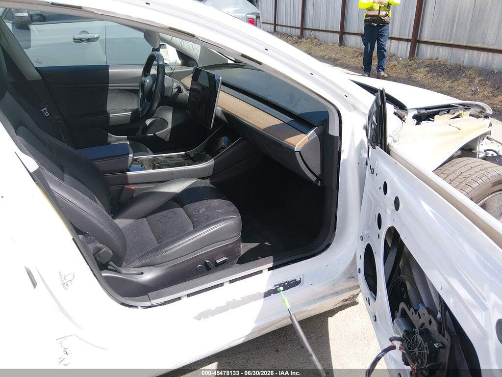 5YJ3E1EA0KF309686 2019 TESLA MODEL 3 photo no. 5