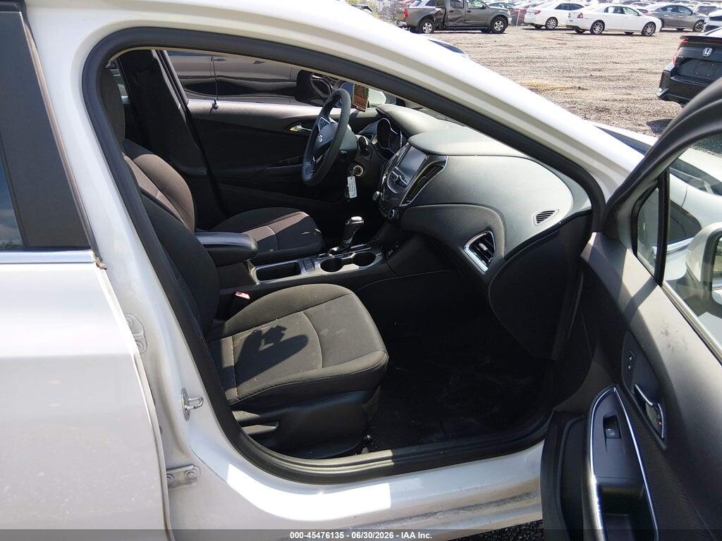 1G1BE5SM0J7116596 2018 CHEVROLET CRUZE photo no. 5