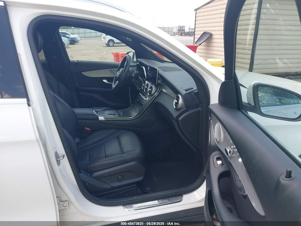 WDC0G8DB1LF675065 2020 MERCEDES-BENZ GLC 300 photo no. 5