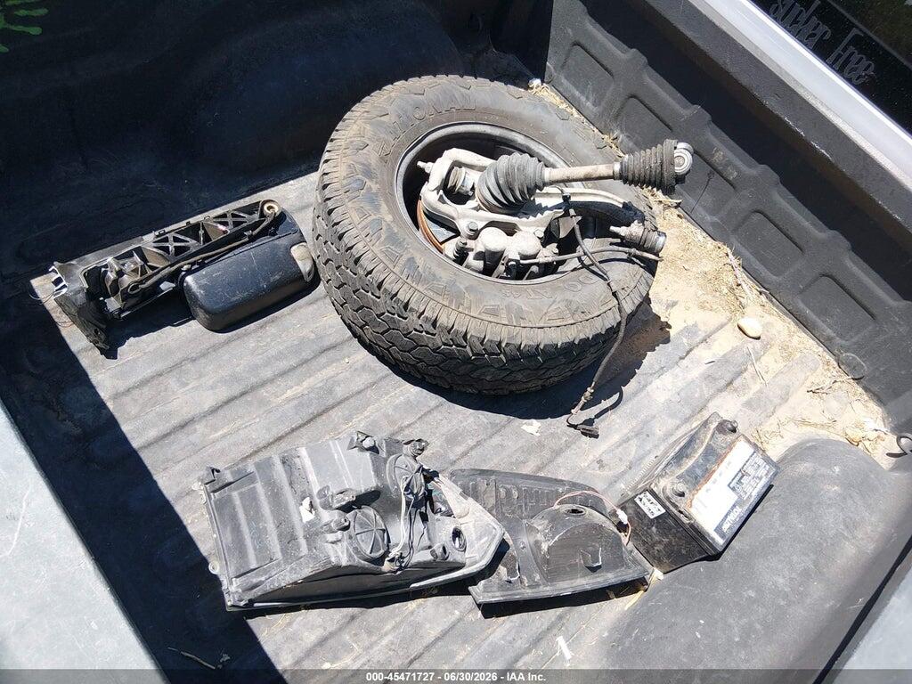 1C6RR7KG3HS570923 2017 RAM 1500 photo no. 12