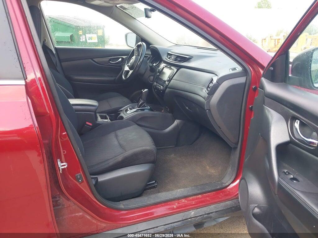 5N1AT2MT2JC769980 2018 NISSAN ROGUE photo no. 5
