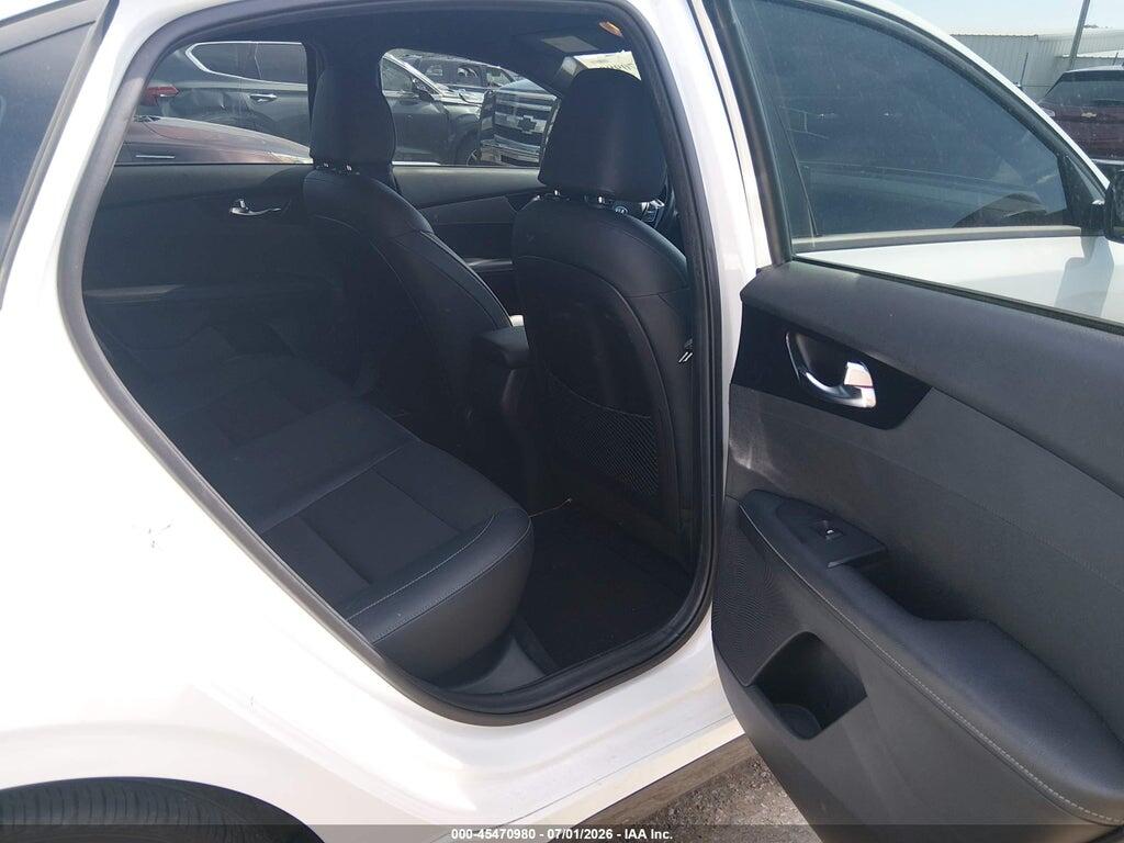 3KPF34AD1ME369019 2021 KIA FORTE photo no. 8