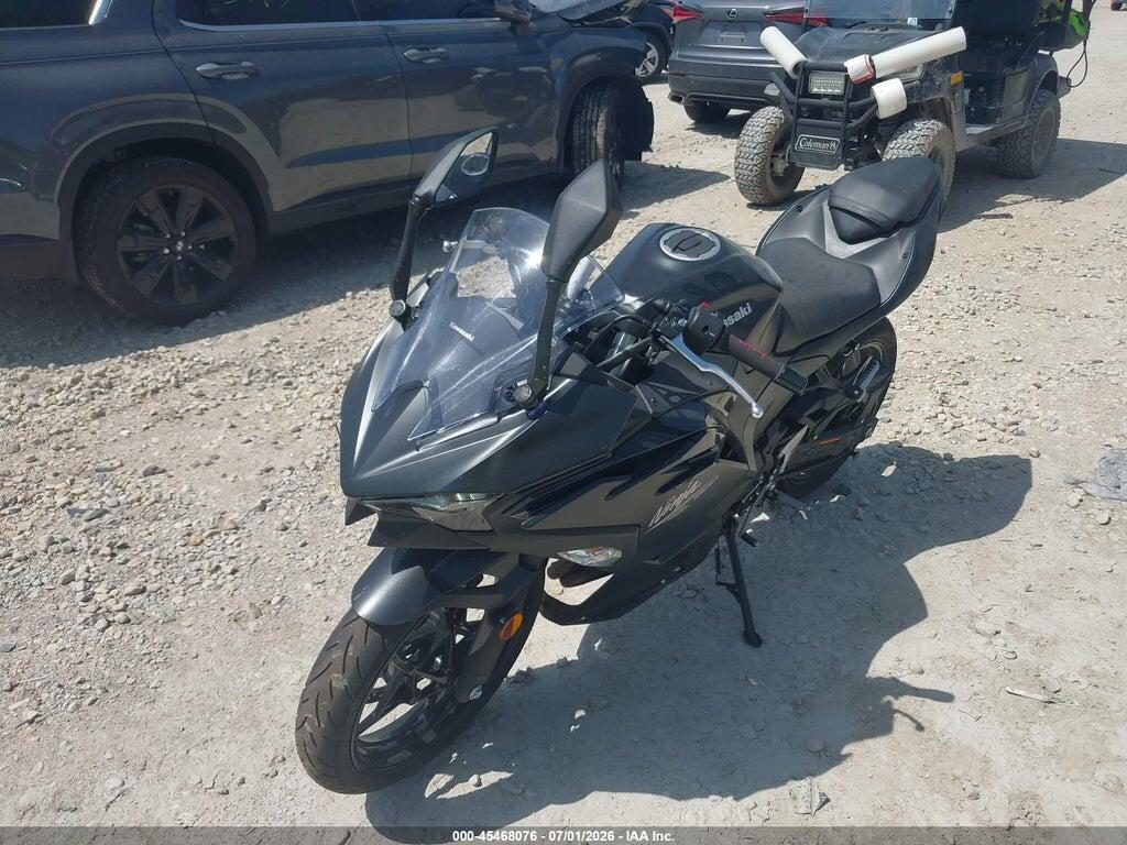 ML5EXGH18TDA93433 2026 KAWASAKI EX500 photo no. 2