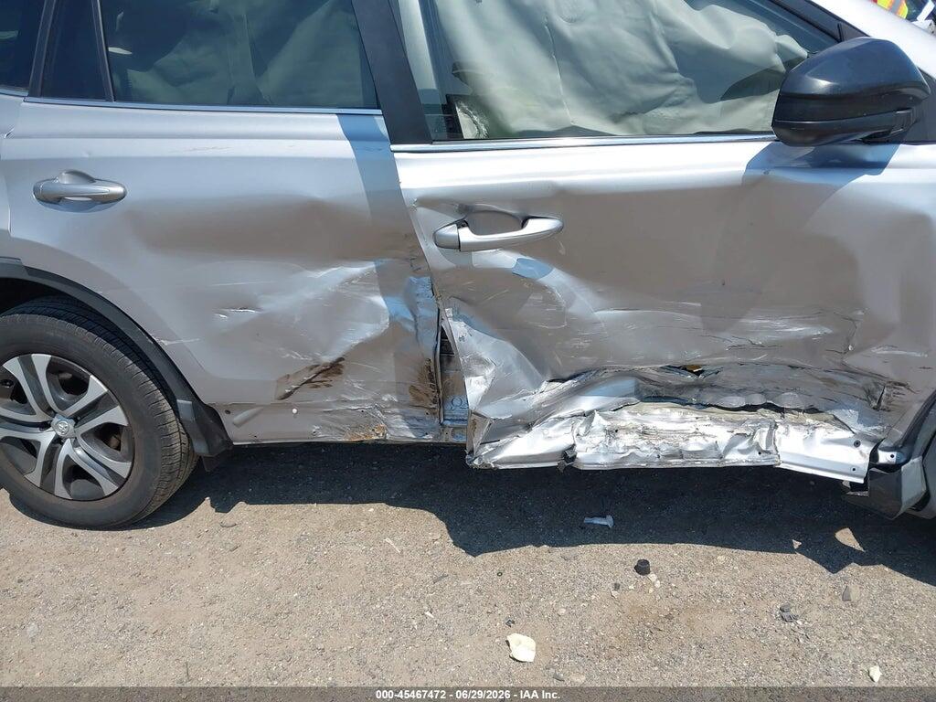 2T3BFREV8HW569847 2017 TOYOTA RAV4 photo no. 6