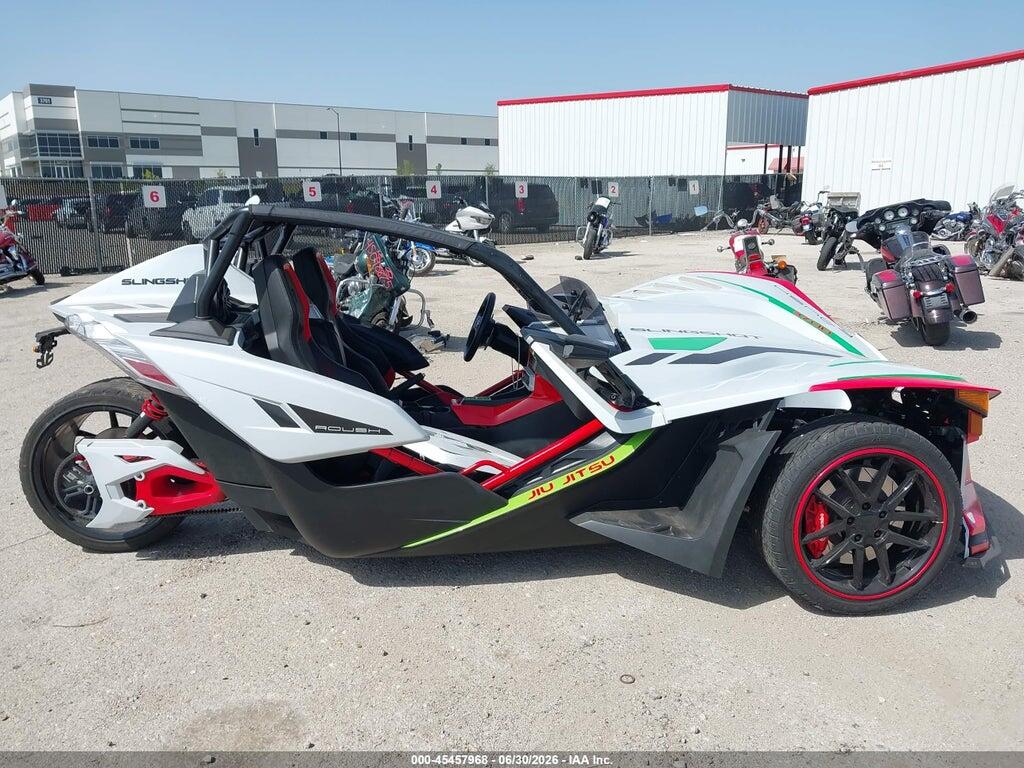 57XAALHB1R8162900 2024 POLARIS SLINGSHOT photo no. 11