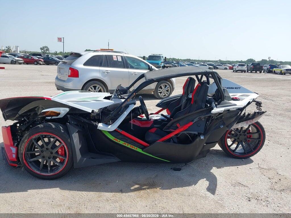 57XAALHB1R8162900 2024 POLARIS SLINGSHOT photo no. 12