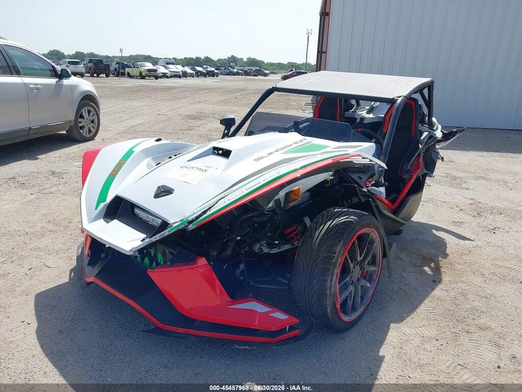 57XAALHB1R8162900 2024 POLARIS SLINGSHOT photo no. 2