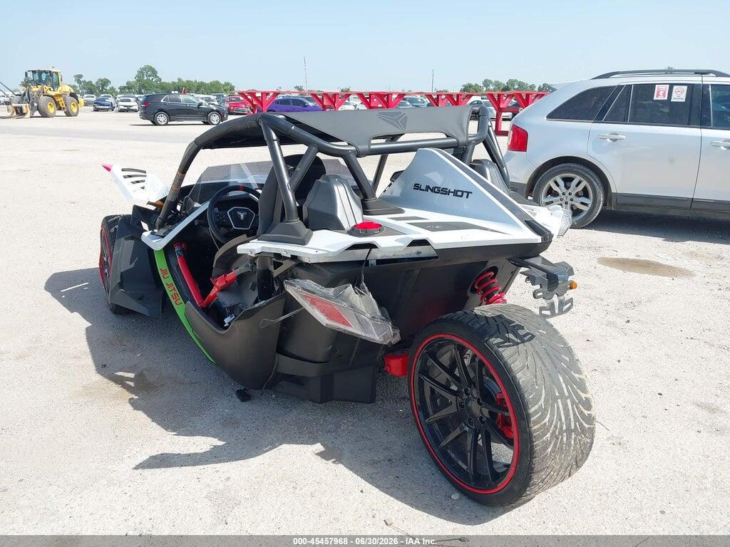 57XAALHB1R8162900 2024 POLARIS SLINGSHOT photo no. 3