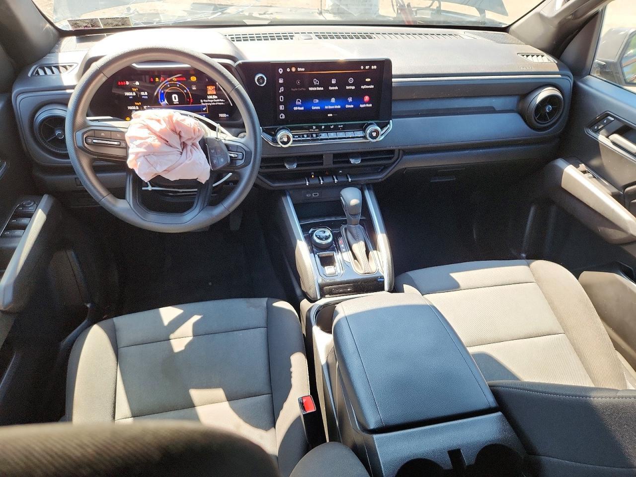 2025 CHEVROLET COLORADO TRAIL BOSS — Фото 8 из 12
