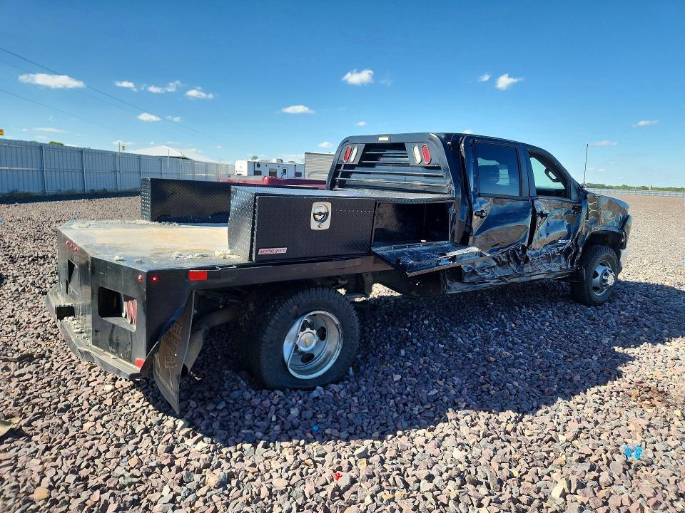 2025 CHEVY SILVERADO K3500 — Фото 3 из 12