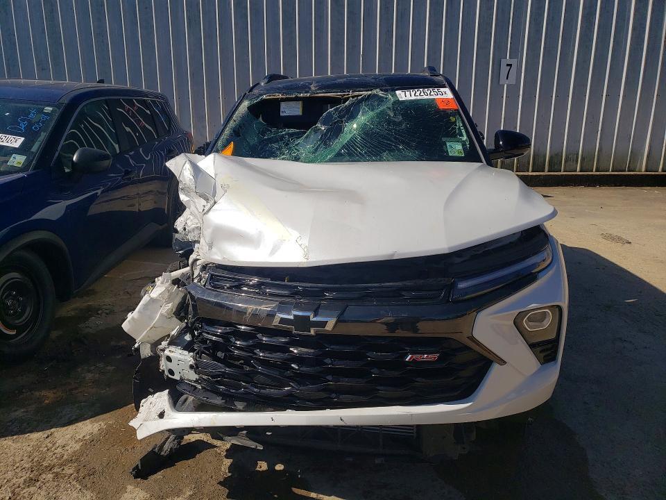2025 CHEVROLET TRAILBLAZER RS — Фото 5 из 12