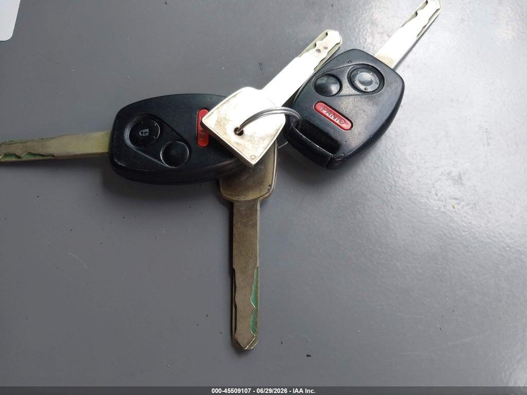 JHMGD38688S066873 2008 HONDA FIT photo no. 11