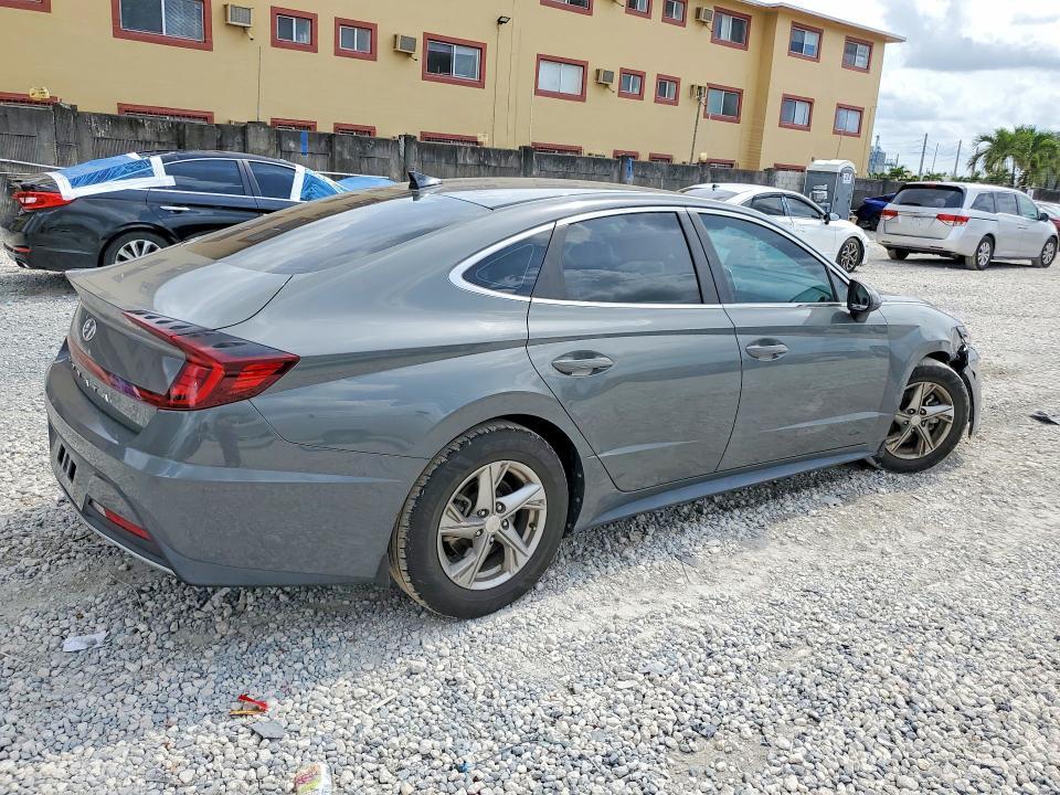 2021 HYUNDAI SONATA SE — Фото 3 из 12