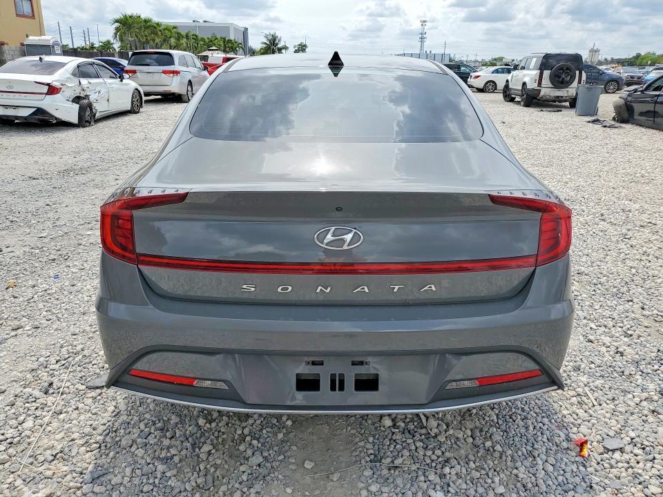 2021 HYUNDAI SONATA SE — Фото 6 из 12