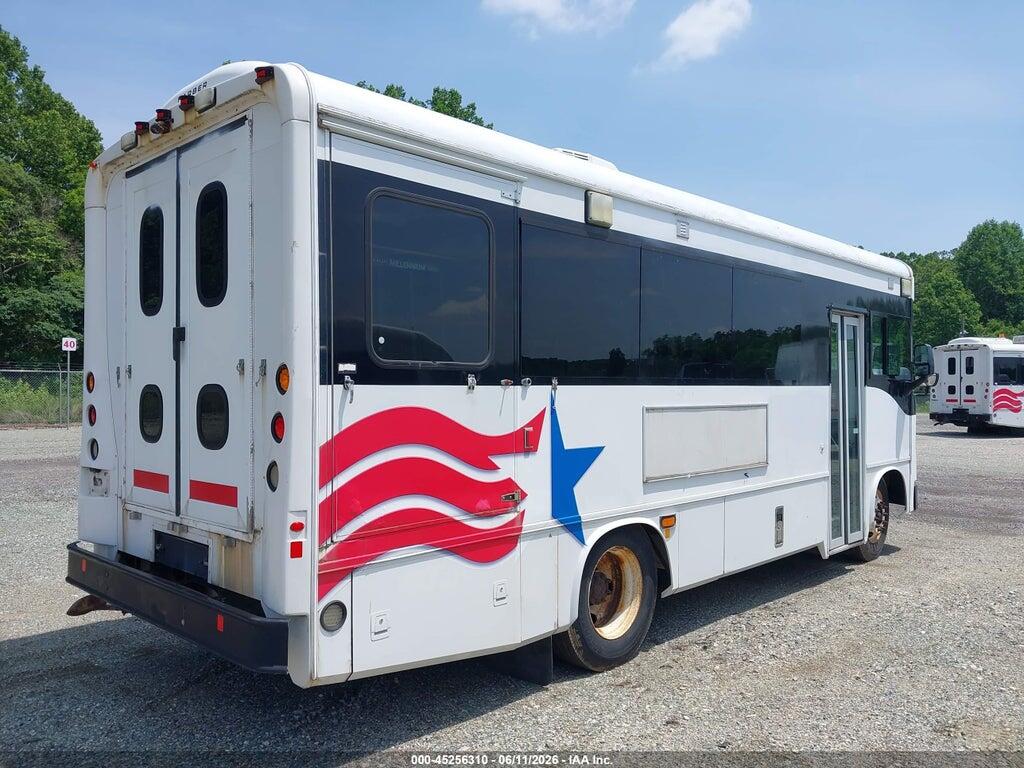 4UZADEDTXDCBW8662 2013 FREIGHTLINER CHASSIS photo no. 4