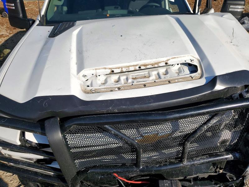 2024 CHEVROLET SILVERADO — Фото 11 из 12