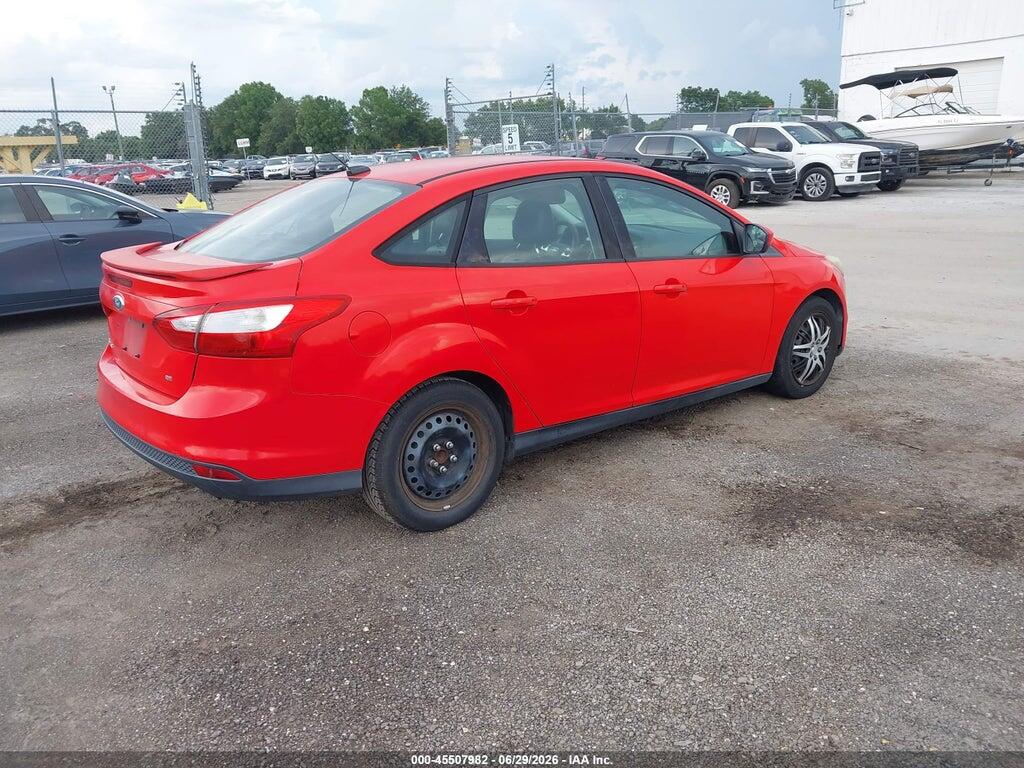 1FAHP3F22CL114969 2012 FORD FOCUS photo no. 4