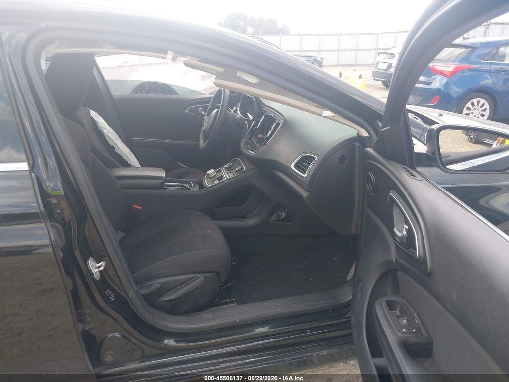 1C3CCCAB6FN576665 2015 CHRYSLER 200 photo no. 5