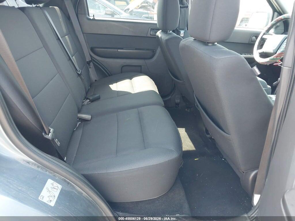 1FMCU0DG9AKC67583 2010 FORD ESCAPE photo no. 8