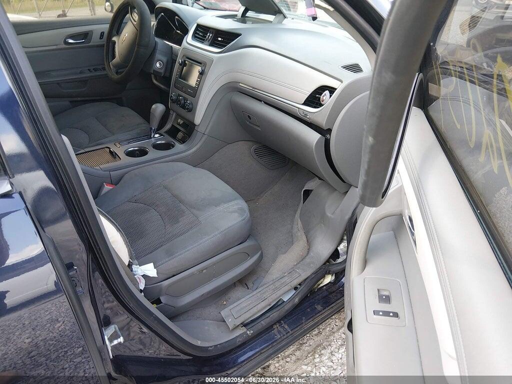 1GNKRFED2HJ217253 2017 CHEVROLET TRAVERSE photo no. 5