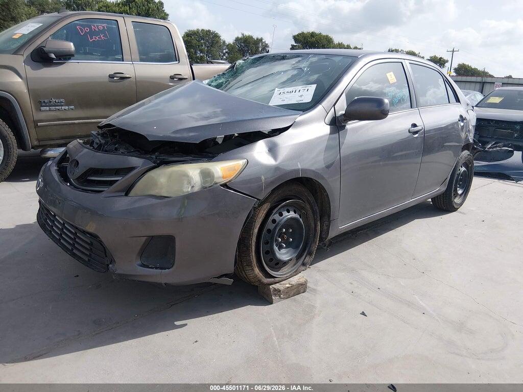 5YFBU4EE2DP164905 2013 TOYOTA COROLLA photo no. 2