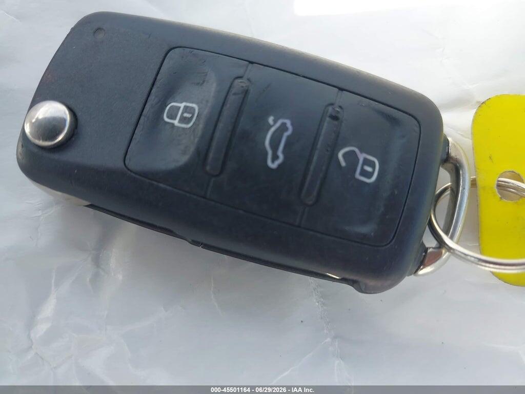 1VWBV7A3XFC049495 2015 VOLKSWAGEN PASSAT photo no. 11