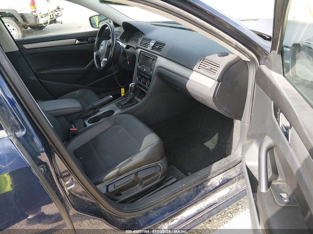 1VWBV7A3XFC049495 2015 VOLKSWAGEN PASSAT photo no. 5