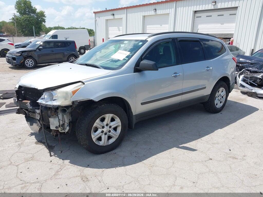 1GNKRFED0CJ403284 2012 CHEVROLET TRAVERSE photo no. 2